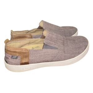 Chaco Men's Davis brown canvas slip-on shoes (size 10)